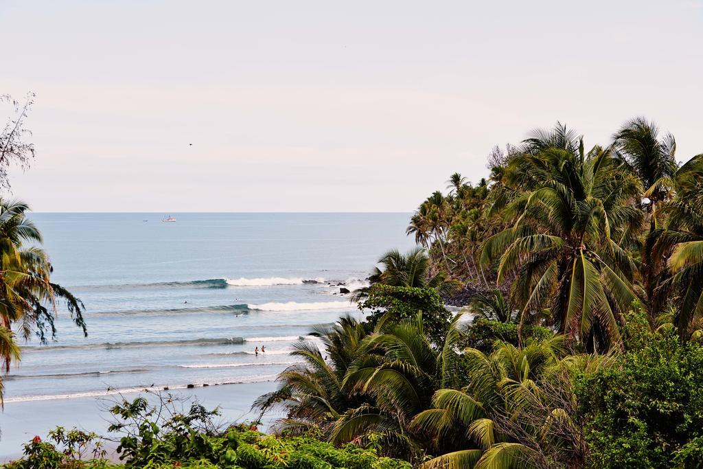 Las Flores Resort El Cuco Exterior photo